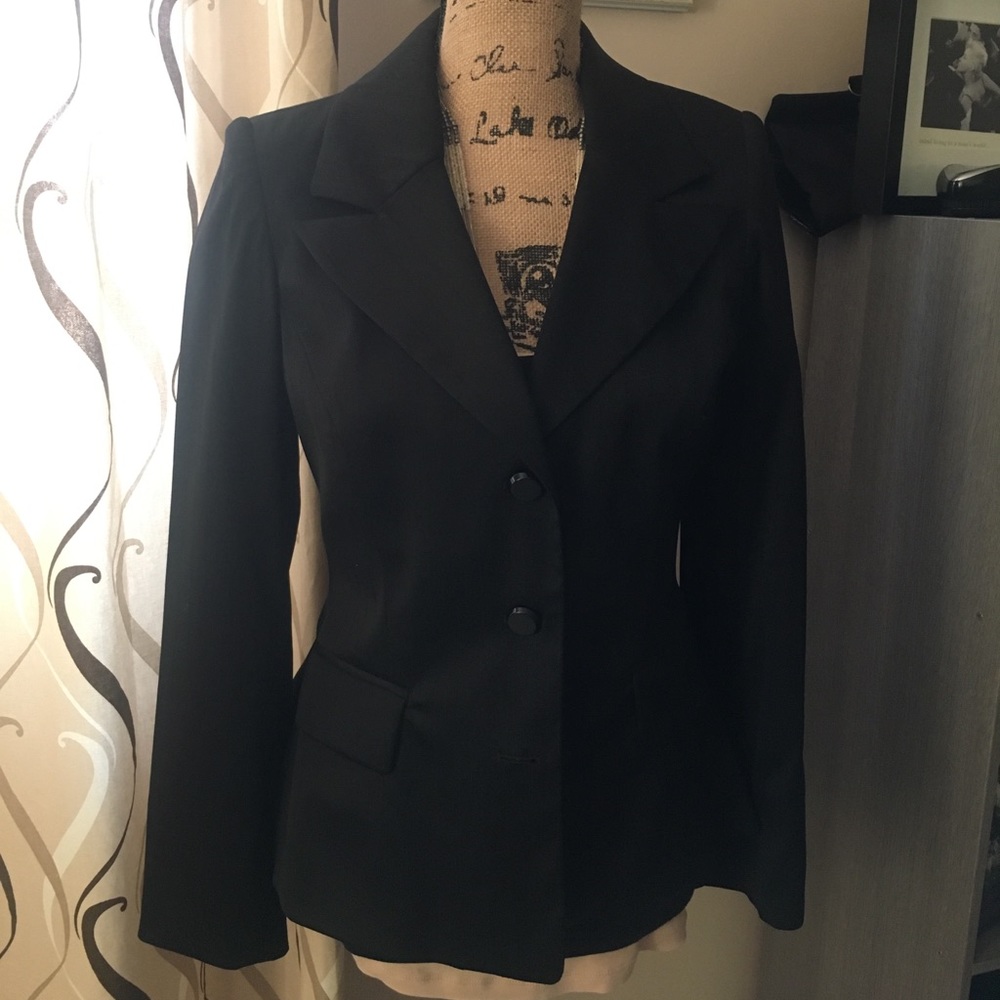 Milky Suit Size 6